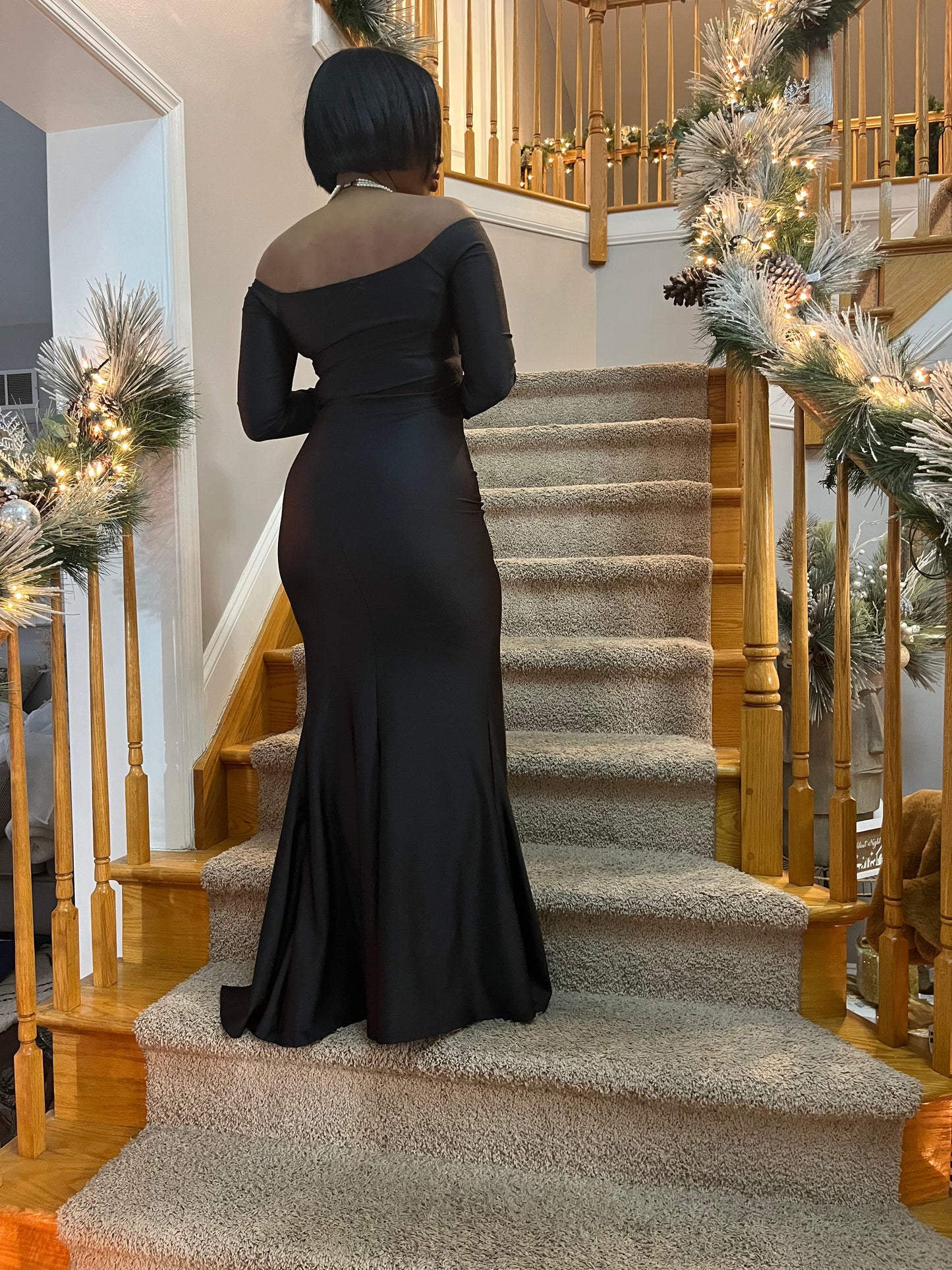 Los Angeles-LONG SLEEVE OFF SHOULDER EVENING DRESS